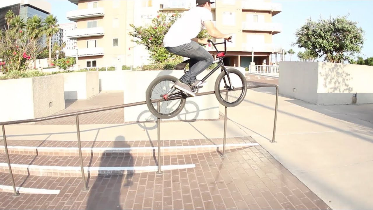 DT laying one down in LB.