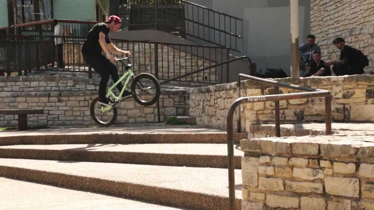 If theres two tricks that Darryl Tocco can do without any effort it's barspins and manual 180's. Here he links them nicely while filming for his 2013 Natives part.