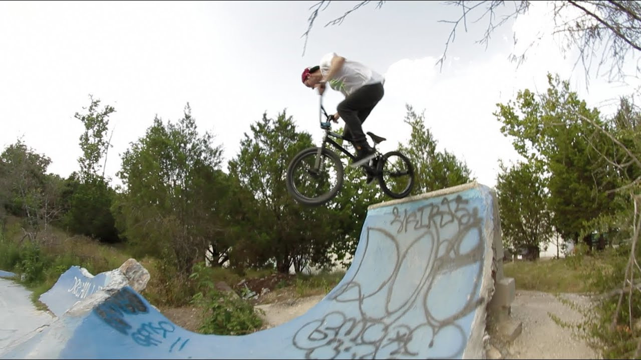 Raw clip from Darryl Tocco at an amazing super tight concrete spot. 360 Hurricane to fakie to cab out.<br /><br />Filmed for his 2013 Natives part.