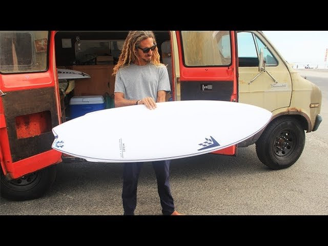 We all know Rob Machado enjoys his Go Fish. But what does he ride when the waves get bigger and more punchy? The Midas. In this video Rob Machado explains how he designed The Midas, and why. <br /><br />For more on this LFT shape, and to explore dimensions, go here: <br />https://shop.firewiresurfboards.com/products/midas<br /><br />If you're curious about how The Midas relates to The Go fish, it's simple - the Go Fish is fast and skatey in the weak stuff, and the Midas is quick and responsive in the steep stuff. <br /><br />The Midas does have some fishy hybrid elements in its design though, so its performance on the small end of the wave spectrum is surprising. <br /><br />Rob enjoys The Midas as a two plus one fin setup, or as a twin fin, when the waves are small, and he likes it with a thruster set when the waves are 4 to 5 foot plus.<br /><br />Like the song? find it here: https://www.youtube.com/watch?v=jPczMtjO2Fk