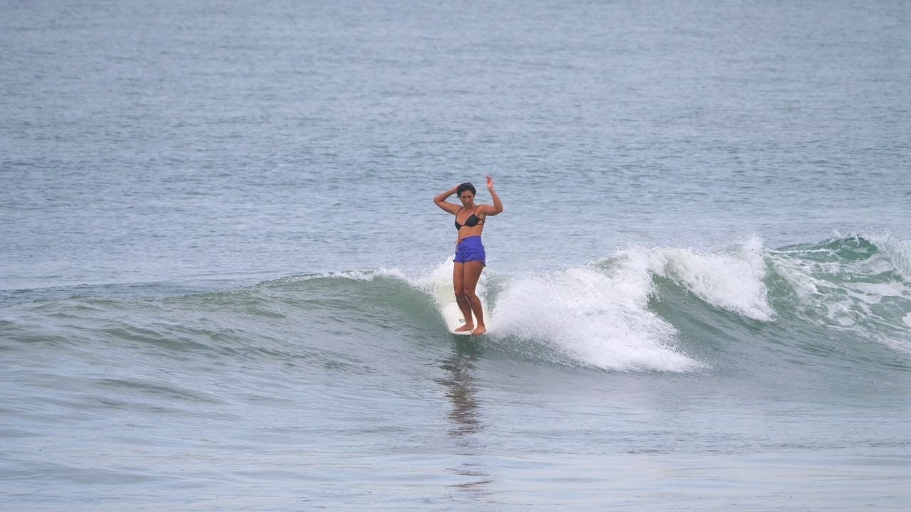 The waves weren't the biggest in Canggu yesterday, but they were nice and clean as there was almost no wind all morning. The conditions were perfect for logging at the rivermouth, and there were a couple of very talented riders out there enjoying the glassy rights.<br /><br />The sandbar also had a few rippable lefts, but the swell wasn't really big enough to offer up any barrels.<br /><br />0:00 - Karina Rozunko<br />1:25 - Jared Mell<br />2:09 - Unknown Riders<br /><br />If you like the content, please subscribe to the channel here: http://bit.ly/2NPrV5H<br />_____________________________<br /><br />OUR AMAZON STORE: https://www.amazon.com/shop/globalzoo-surfingvideos?ref=ac_inf_tb_vh <br /><br />GEAR WE USE FROM AMAZON: <br /><br />Our camera: https://amzn.to/3XHjiMe <br />Our drone: https://amzn.to/3HauKJg <br />Our main lens: https://amzn.to/3Jo9qCU <br />Our other lens: https://amzn.to/3Ji9XWW <br />Our main tripod: https://amzn.to/3Y6yUZG <br />Our second tripod: https://amzn.to/3Hh9EsJ <br />Our second tripod head: https://amzn.to/3WPpsbQ <br />Our camera bag: https://amzn.to/3HdvTzH <br />The laptop we edit on: https://amzn.to/3Hdwb9L <br />Our external hard drive: https://amzn.to/3Y2lJc0 <br /><br />_____________________________<br /><br />Social media accounts:<br />Instagram: https://www.instagram.com/global.zoo.co/?hl=en<br />Facebook: https://www.facebook.com/Global.Zoo.Co<br /><br />_____________________________<br /><br />DISCLAIMER <br />Some of the links above are affiliate links, where I earn a small commission if you click on the link and purchase an item. You are not obligated to do so, but it does help fund these videos in hopes of bringing value to you! <br /><br />Social media accounts:<br />Instagram: https://www.instagram.com/global.zoo.co/<br />Facebook: https://www.facebook.com/Global.Zoo.Co<br /><br />#Surfing #Surf #Indonesia #Bali #Canggu #GlobalZoo