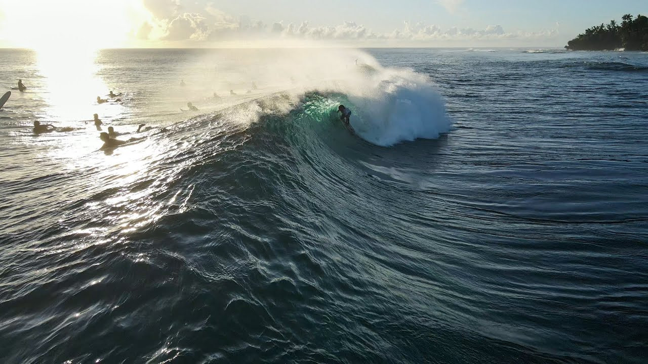 Arguably the best break in the whole of the Philippines, Cloud 9 is a hollow reef setup on the small Island of Siargao. It's famous for its perfect righthand tubes, and was pumping out plenty yesterday morning at sunrise. A WSL contest will be running here very soon, so there should be some talented surfers out surfing this spot in the coming days. <br /><br />Siargao is still recovering from a devastating typhoon, but the Island seems to have bounced back well and the mass damage and destruction that was caused last December is not obvious at first glance.<br /><br />If you would like to support us, please buy us a coffee here: https://www.buymeacoffee.com/infowy<br /><br />If you like the content, please subscribe to the channel here: http://bit.ly/2NPrV5H<br />_____________________________<br /><br />OUR AMAZON STORE: https://www.amazon.com/shop/globalzoo-surfingvideos?ref=ac_inf_tb_vh <br /><br />GEAR WE USE FROM AMAZON: <br /><br />Our camera: https://amzn.to/3XHjiMe <br />Our drone: https://amzn.to/3HauKJg <br />Our main lens: https://amzn.to/3Jo9qCU <br />Our other lens: https://amzn.to/3Ji9XWW <br />Our main tripod: https://amzn.to/3Y6yUZG <br />Our second tripod: https://amzn.to/3Hh9EsJ <br />Our second tripod head: https://amzn.to/3WPpsbQ <br />Our camera bag: https://amzn.to/3HdvTzH <br />The laptop we edit on: https://amzn.to/3Hdwb9L <br />Our external hard drive: https://amzn.to/3Y2lJc0 <br /><br />_____________________________<br /><br />Social media accounts:<br />Instagram: https://www.instagram.com/global.zoo.co/?hl=en<br />Facebook: https://www.facebook.com/Global.Zoo.Co<br /><br />_____________________________<br /><br />DISCLAIMER <br />Some of the links above are affiliate links, where I earn a small commission if you click on the link and purchase an item. You are not obligated to do so, but it does help fund these videos in hopes of bringing value to you! <br /><br />#SurfingPhilippines #SurfingBali #Siargao #Cloud9 #Philppines2023 #GlobalZoo #Surf #Waves