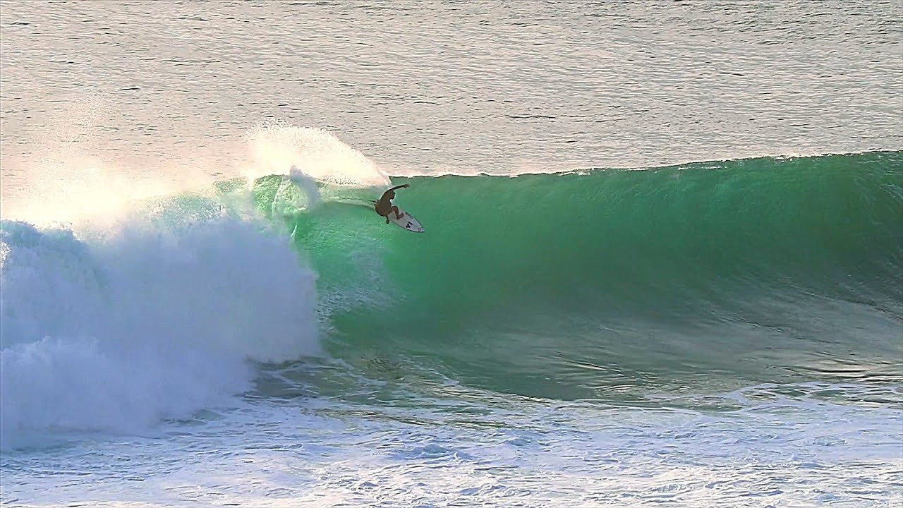 We are approaching peak swell season here in Indonesia, and we've been bombarded with surf the last week or so. Outside Corner rumbled into life a couple of days ago, and although not classic, there were some good waves out there. <br /><br />It looks like the biggest swell of the season is coming in a few days, so finger's crossed for some huge waves soon.<br /><br />If you would like to support us, please buy us a coffee here: https://www.buymeacoffee.com/infowy<br /><br />If you like the content, please subscribe to the channel here: http://bit.ly/2NPrV5H<br />_____________________________<br /><br />OUR AMAZON STORE: https://www.amazon.com/shop/globalzoo-surfingvideos?ref=ac_inf_tb_vh <br /><br />IF YOU WANT TO CREATE SURF VIDEOS LIKE THIS CHECK OUT THE GEAR WE USE FROM AMAZON: <br /><br />Our camera: https://amzn.to/3XHjiMe <br />Our drone: https://amzn.to/3HauKJg <br />Our main lens: https://amzn.to/3Jo9qCU <br />Our other lens: https://amzn.to/3Ji9XWW <br />Our main tripod: https://amzn.to/3Y6yUZG <br />Our second tripod: https://amzn.to/3Hh9EsJ <br />Our second tripod head: https://amzn.to/3WPpsbQ <br />Our camera bag: https://amzn.to/3HdvTzH <br />The laptop we edit on: https://amzn.to/3Hdwb9L <br />Our external hard drive: https://amzn.to/3Y2lJc0 <br /><br />_____________________________<br /><br />Social media accounts:<br />Instagram: https://www.instagram.com/global.zoo.co/?hl=en<br />Facebook: https://www.facebook.com/Global.Zoo.Co<br /><br />_____________________________<br /><br />DISCLAIMER <br />Some of the links above are affiliate links, where I earn a small commission if you click on the link and purchase an item. You are not obligated to do so, but it does help fund these videos in hopes of bringing value to you! <br /><br />#SurfingBali #SurfingIndonesia #Bali #Uluwatu #Bali2020 #AlwaysLeft #Surf #Waves #surfersofbali