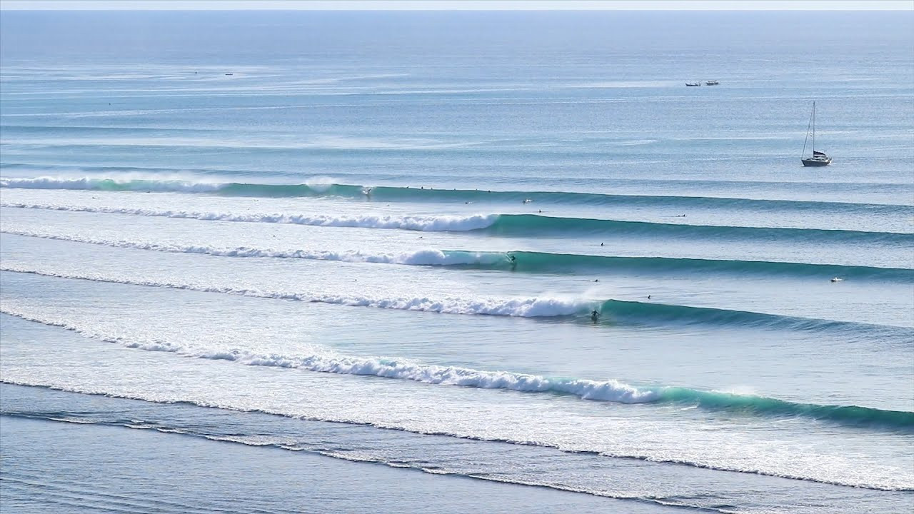 Although it doesn't always deliver in terms of quality, Impossibles has to be up there with Kirra, Chicama, and Raglan for pure visual appeal. <br /><br />The conditions were decent on the last day of April, with beautiful lines stretched to the horizon and some pretty makeable waves throughout the afternoon. <br /><br />If you would like to support us, please buy us a coffee here: https://www.buymeacoffee.com/infowy<br /><br />If you like the content, please subscribe to the channel here: http://bit.ly/2NPrV5H<br />_____________________________<br /><br />OUR AMAZON STORE: https://www.amazon.com/shop/globalzoo-surfingvideos?ref=ac_inf_tb_vh <br /><br />IF YOU WANT TO CREATE SURF VIDEOS LIKE THIS CHECK OUT THE GEAR WE USE FROM AMAZON: <br /><br />Our camera: https://amzn.to/3XHjiMe <br />Our drone: https://amzn.to/3HauKJg <br />Our main lens: https://amzn.to/3Jo9qCU <br />Our other lens: https://amzn.to/3Ji9XWW <br />Our main tripod: https://amzn.to/3Y6yUZG <br />Our second tripod: https://amzn.to/3Hh9EsJ <br />Our second tripod head: https://amzn.to/3WPpsbQ <br />Our camera bag: https://amzn.to/3HdvTzH <br />The laptop we edit on: https://amzn.to/3Hdwb9L <br />Our external hard drive: https://amzn.to/3Y2lJc0 <br /><br />_____________________________<br /><br />Social media accounts:<br />Instagram: https://www.instagram.com/global.zoo.co/?hl=en<br />Facebook: https://www.facebook.com/Global.Zoo.Co<br /><br />_____________________________<br /><br />DISCLAIMER <br />Some of the links above are affiliate links, where I earn a small commission if you click on the link and purchase an item. You are not obligated to do so, but it does help fund these videos in hopes of bringing value to you! <br /><br />#SurfingBali #SurfingIndonesia #Bali #Impossibles #Bali2021 #AlwaysLeft #Surf #Waves #WSL