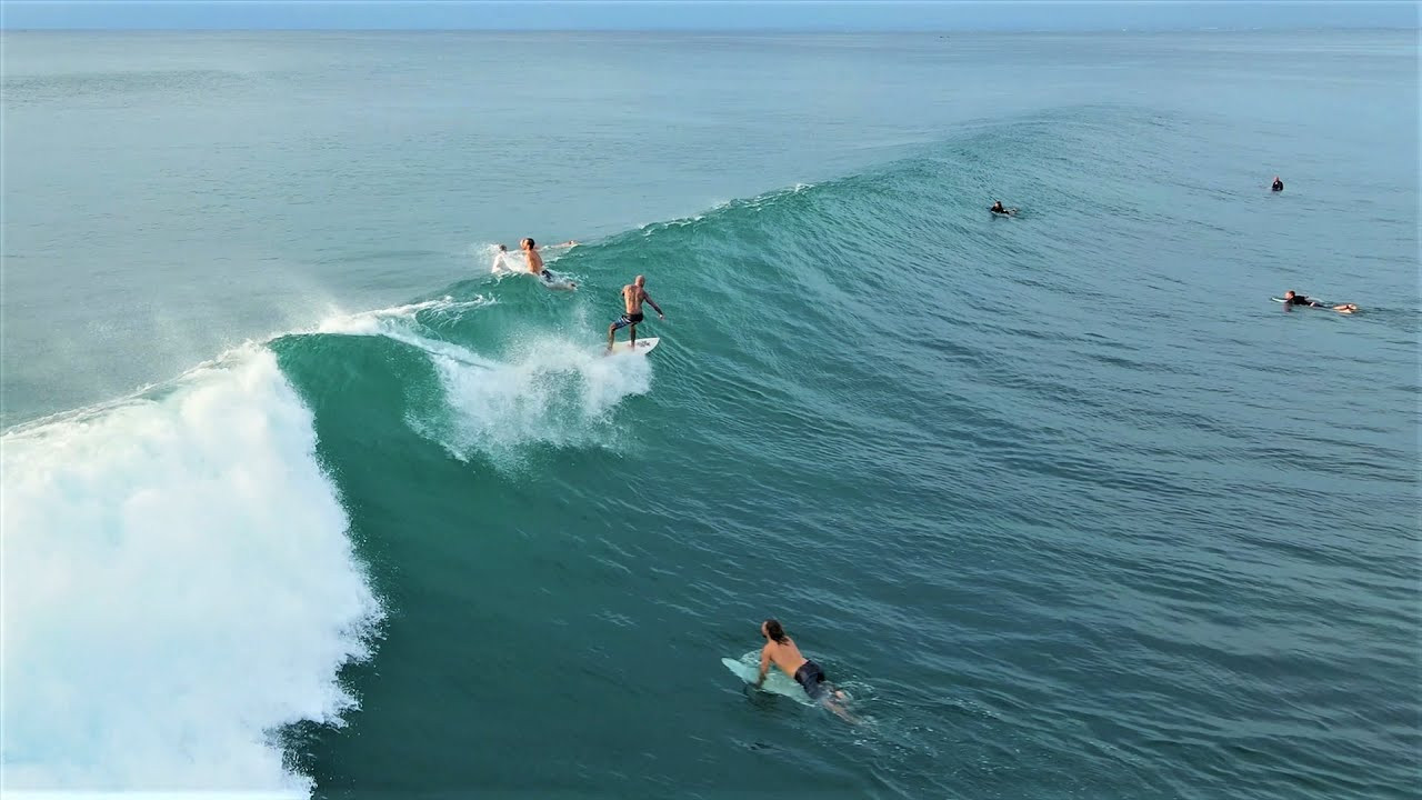 Impossibles was very makeable a couple of days ago, providing quite a few long leg burning rides. The wave at 0:45 in this clip was close to a minute long, and we're pretty sure the surfer was feeling the burn by the end!<br /><br />We actually turned up a little bit late (we unsuccessfully tried to film Balangan earlier that afternoon), but still managed to film some good waves before the sun went down.<br /><br />If you would like to support us, please buy us a coffee here: https://www.buymeacoffee.com/infowy<br /><br />If you like the content, please subscribe to the channel here: http://bit.ly/2NPrV5H<br />_____________________________<br /><br />OUR AMAZON STORE: https://www.amazon.com/shop/globalzoo-surfingvideos?ref=ac_inf_tb_vh <br /><br />IF YOU WANT TO CREATE SURF VIDEOS LIKE THIS CHECK OUT THE GEAR WE USE FROM AMAZON: <br /><br />Our camera: https://amzn.to/3XHjiMe <br />Our drone: https://amzn.to/3HauKJg <br />Our main lens: https://amzn.to/3Jo9qCU <br />Our other lens: https://amzn.to/3Ji9XWW <br />Our main tripod: https://amzn.to/3Y6yUZG <br />Our second tripod: https://amzn.to/3Hh9EsJ <br />Our second tripod head: https://amzn.to/3WPpsbQ <br />Our camera bag: https://amzn.to/3HdvTzH <br />The laptop we edit on: https://amzn.to/3Hdwb9L <br />Our external hard drive: https://amzn.to/3Y2lJc0 <br /><br />_____________________________<br /><br />Social media accounts:<br />Instagram: https://www.instagram.com/global.zoo.co/?hl=en<br />Facebook: https://www.facebook.com/Global.Zoo.Co<br /><br />_____________________________<br /><br />DISCLAIMER <br />Some of the links above are affiliate links, where I earn a small commission if you click on the link and purchase an item. You are not obligated to do so, but it does help fund these videos in hopes of bringing value to you! <br /><br />#SurfingBali #SurfingIndonesia #Bali #Impossibles #Bali2020 #AlwaysLeft #Surf #Waves #surfersofbali