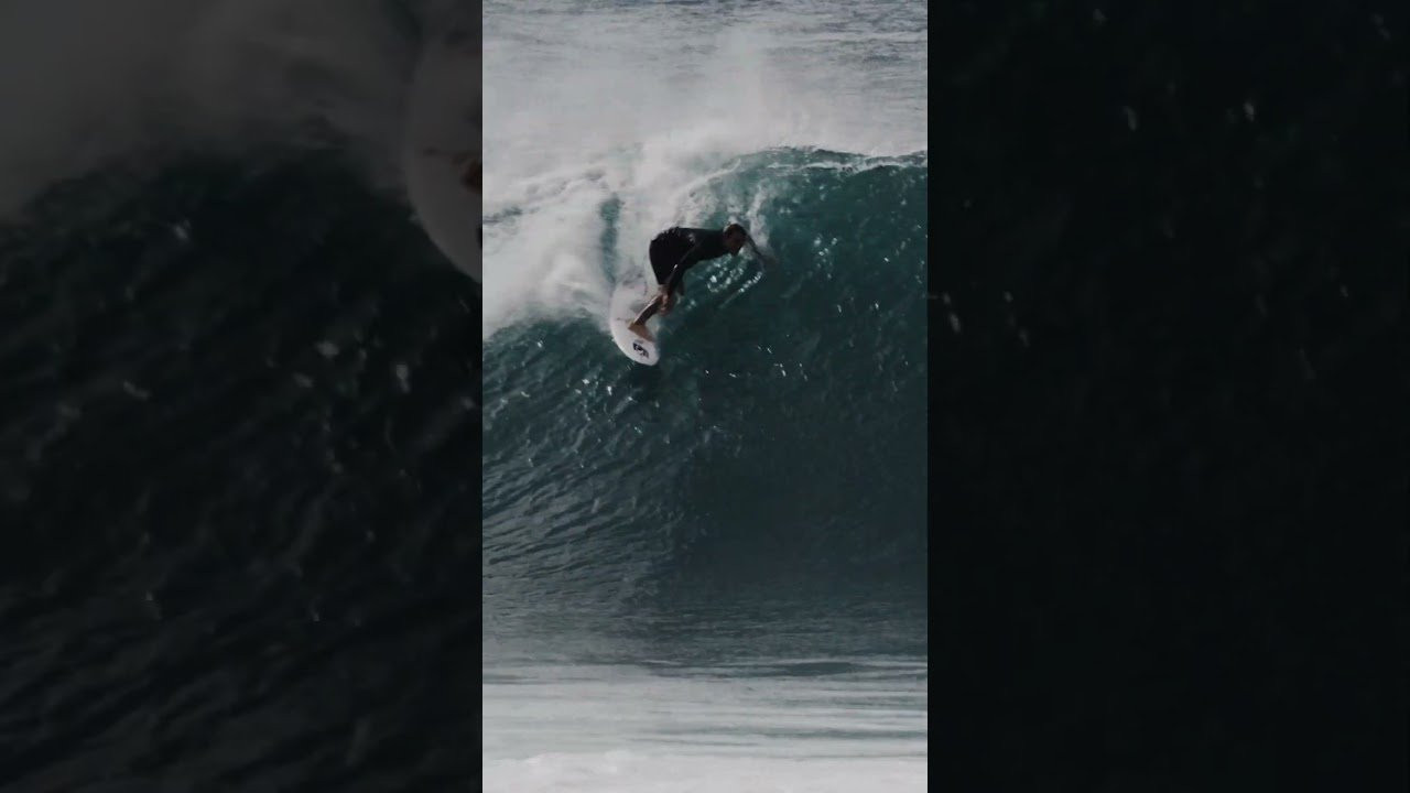 They say to do what you love and you’ll never work a day in your life. Welcome to Ian Crane's office. 🤝<br /><br />#FirstNameInTheWater #TeamOneill