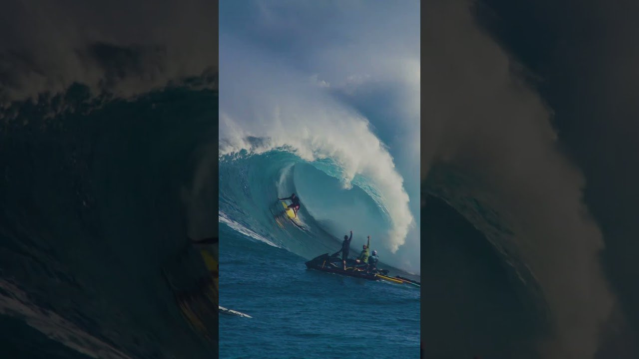 Nothing screams "in his element" more than Torrey Meister at JAWS. 👏<br /><br />#HawaiiLive #FirstNameInTheWater