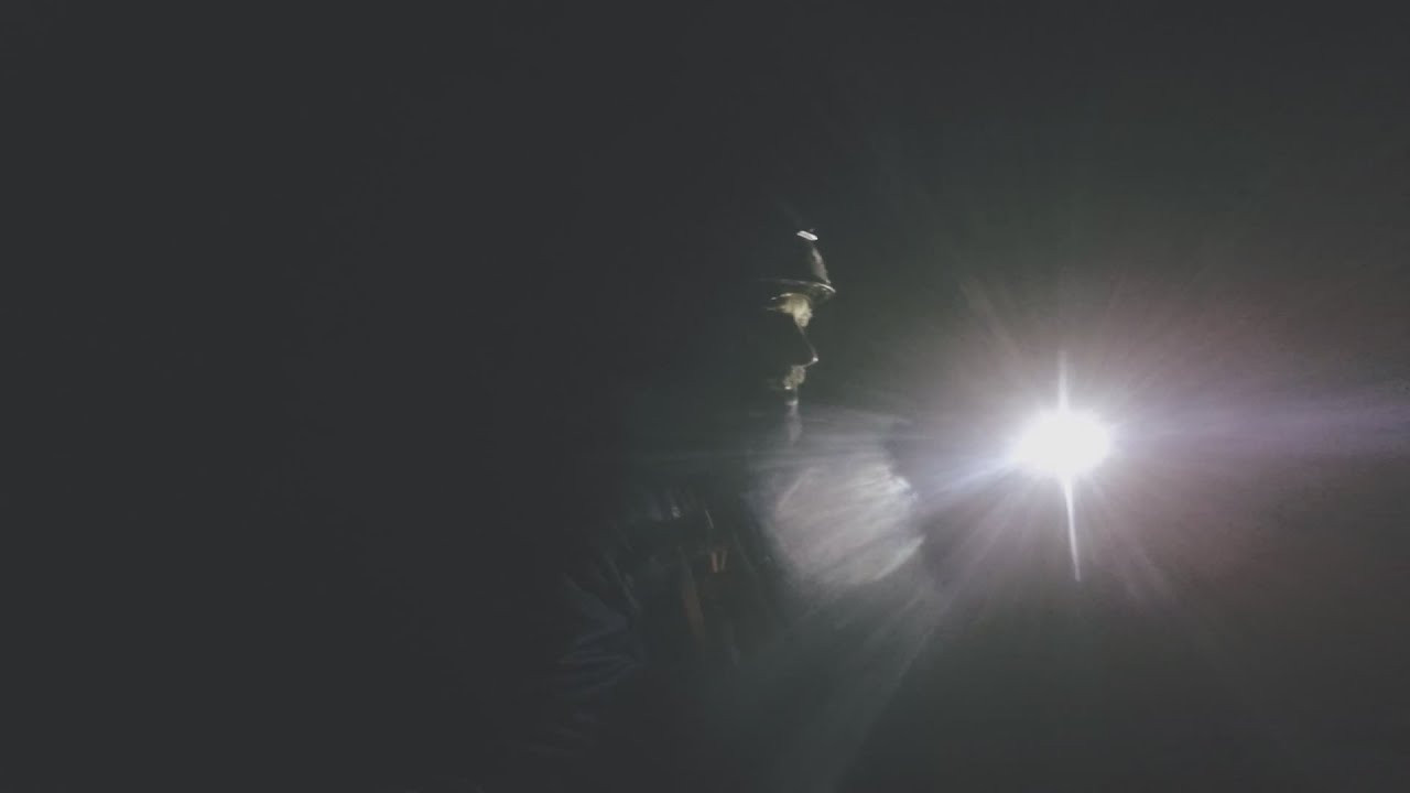 Powder takes us behind the scenes of its December 2016 cover shot, with photographer Reuben Krabbe and pro skier Cody Townsend.