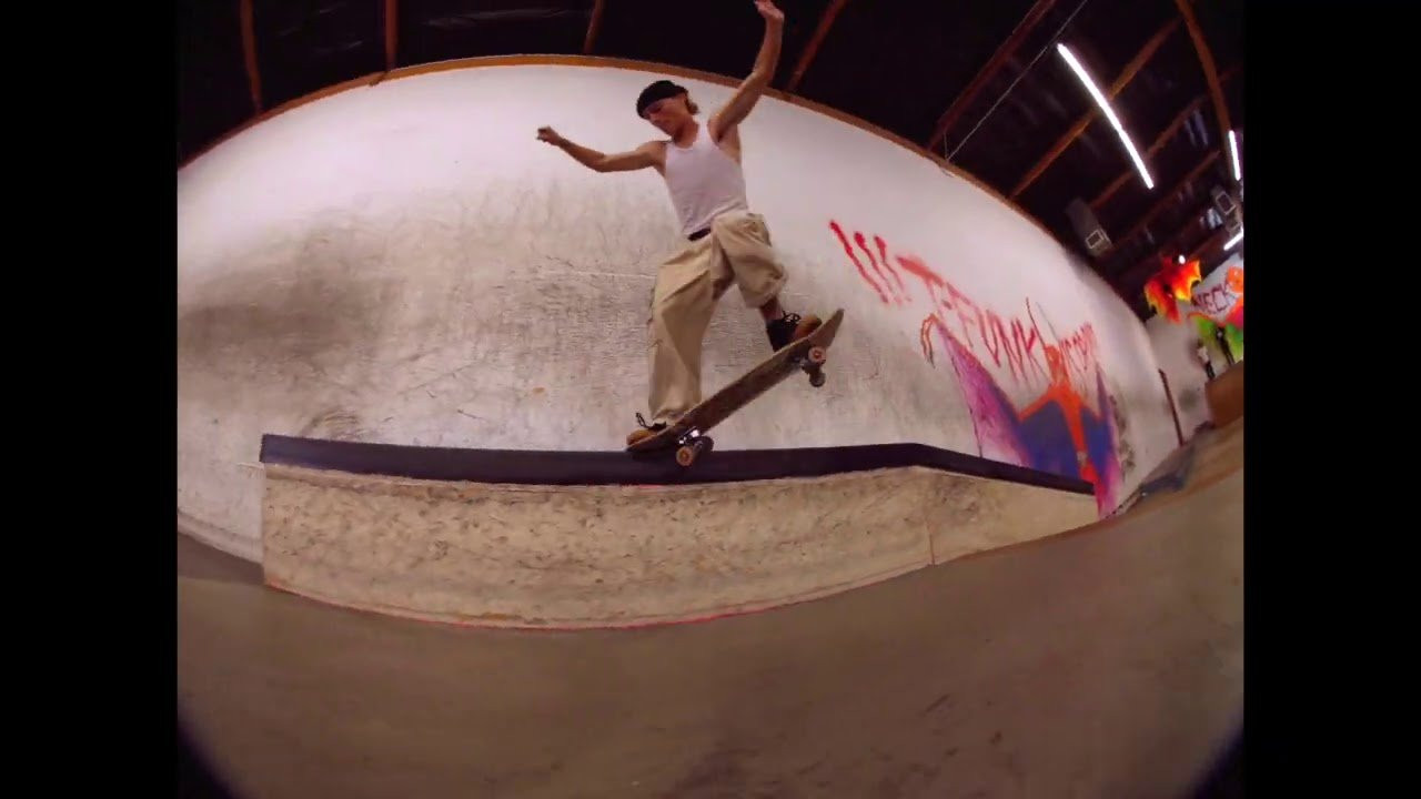 Some of the team / shop affiliates got to skate the Baker Boys Distribution Warehouse somewhere in LA...<br />We took out the HVX200 and the GH5 and the boys threw it down. We decided to keep it classic with the 4:3 aspect ratio. ENJOY! AND THANKS TO OUR FRIENDS AT BAKERBOYSDIST!<br />Filmed & Edited: Ryan Hodgdon (IG); @bigbrute_ / @bigbrand__<br />Skaters in order of appearance (IG); @mattsavidakis , @Jack727_ , @ericskatesswitch , @joeyhilbert , @jay.tropicana , @zach.allen_ , @griffin11c , @kushberrymuffins , @josiasmoulton