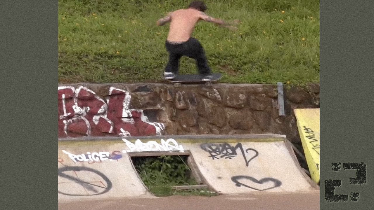 A solo skateboard pilgrimage discovering Australia's skate scene inspired by Anti Hero "Tent City".<br /><br />Filmed and edited by David Kendlbacher @dvdbaker<br /><br />Skaters:<br />@mudguttz<br />@itsapirateslife<br />@crick_14<br />@mob.ileskateboards<br />@ehmeralsdu<br />@dave.desiltes<br />@belcobowljam<br />@chaaaaavez<br />@pep_the_band<br />and way more...