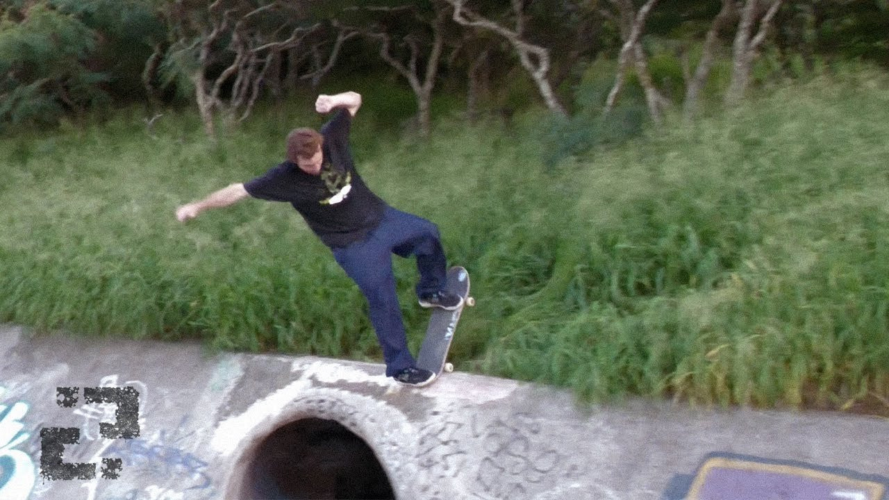 Smash and Grab with Noah Johnson @crustmaster_johnson<br /><br />Filmed by Gabe Stoltz, Donovan Rice & Ross Dordan<br />Edited by Noah Johnson