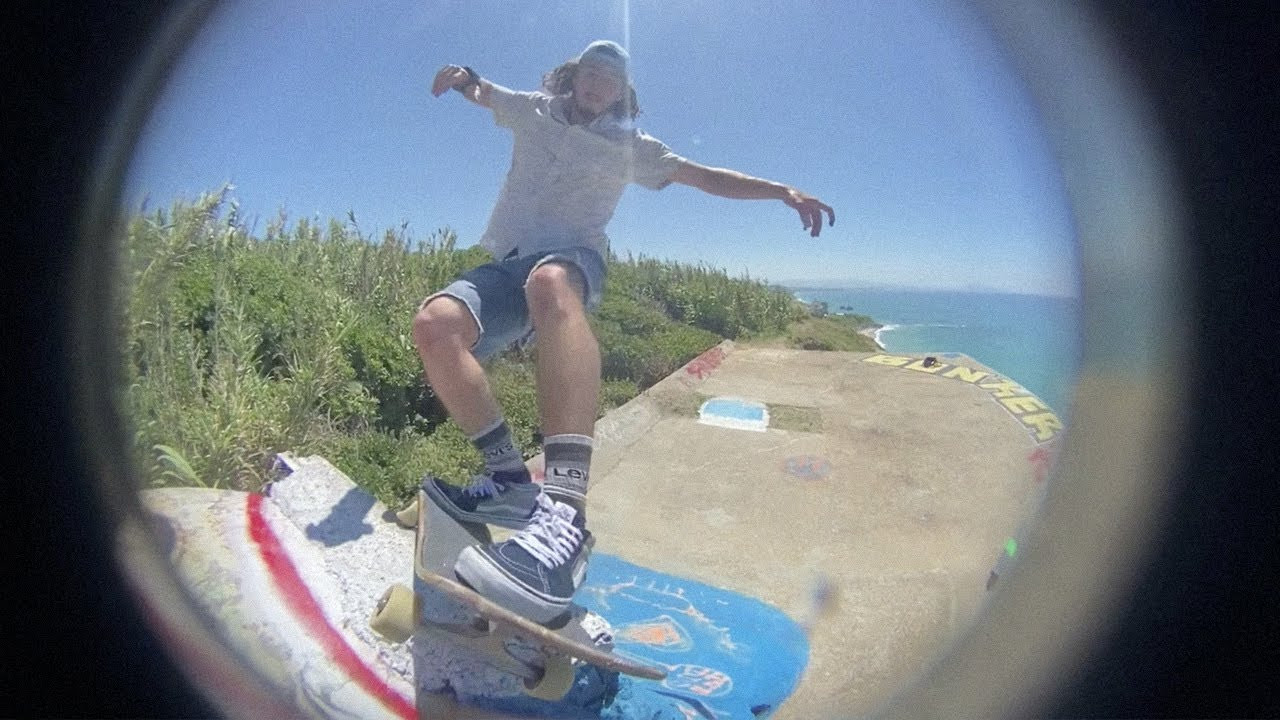 This is the story of two friends who have two free days. Their trip was based on the same rules as their last road trip: "skateparks are good, but DIYs are better". So they decided to drive down to the french and spanish basque country.<br /><br />skaters: @crailusss @ssagazzz<br />association: @ariskateboard