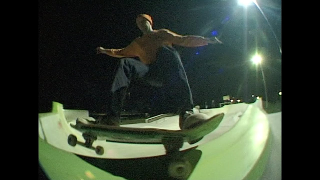 Skater: OSJ (Old School Jeff) <br />Location: Herenthout skatepark in Belgium<br />Designed/Built: Concretedreams (http://www.concrete-dreams.be/)<br />Filmed: @maartenderyck<br />Music: @princebeastly