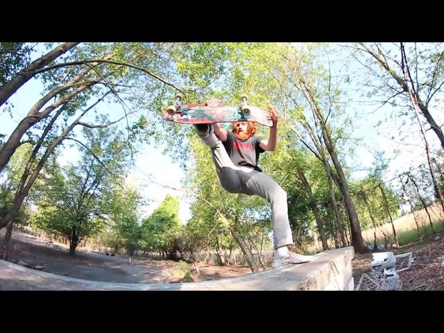 Greg Pachell - Brandon filmed this<br /><br />Greg's sponsors are: Zembo Temple of Skate & Design (@ZemboSkateDesign), Super 8 Skateboards (@Super8Skateboards,) Beer Slash (@BeerSlash,) Switch Skate Supply (@SwitchSk8Supply,) Old School Skateboards (@OlsSchoolSkateboards,) and Socco (@Socco78.) <br /><br />Filmed and edited by Brandon Monahan @BranMonahanPhoto<br />Music: Vale, "The Guilded Path"