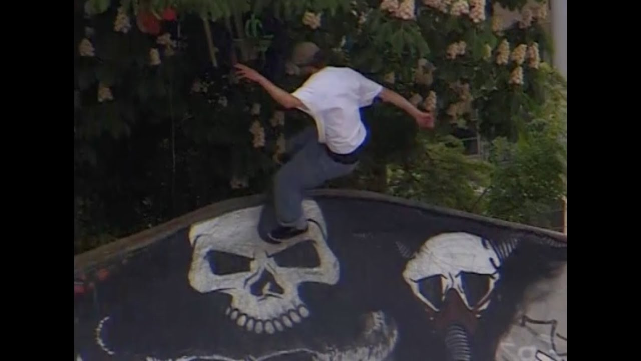 Utopia DIY. 2018-2020.<br />Dortmund, Germany.<br /><br />Filmed and edited by Max Hilsmann