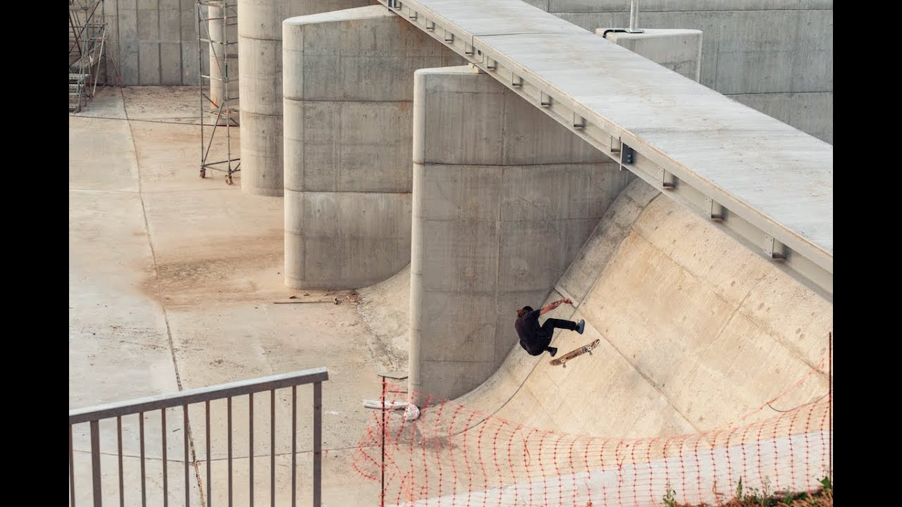 Filmed by Mirek Kvapil & Marek "Mitch" Lovás<br /><br />Full article with photos at http://www.confuzine.com/2020/02/22/dry-season-czech-ditch-project/