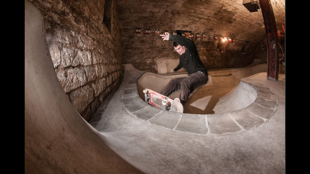 A collection of footage from the DIY basement bowl somewhere in the westside of Stuttgart. <br /><br />Full article, video and phots at: http://www.confuzine.com/2020/01/19/basement-diy-stuttgart/