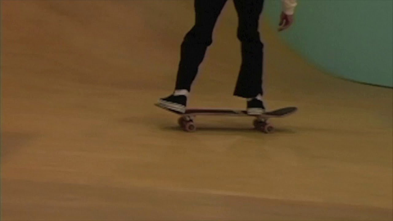 A Japanese shoe brand, not swayable by time, that is functionally able to withstand real skateboard riding. That’s “POSSESSED”. The brand name “POSSESSED” reflects being possessed to skateboards. The icon “SKATE RAT” is a term used from the 80’s by the skate community for crazed skaters. The brand logo and icon design were created by internationally active Mr. Toshikazu Nozaka a tattoo artist/skater.<br /><br />RIDER : MARU