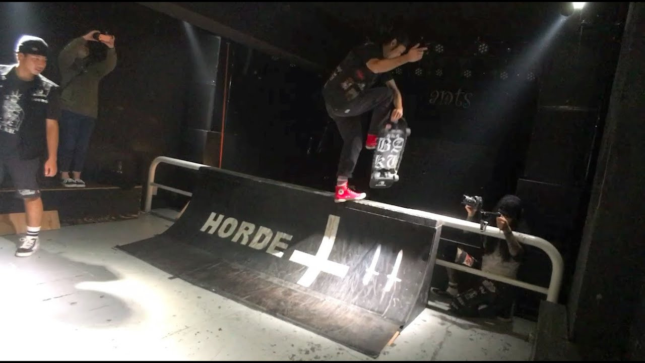 2017年10月19日岐阜柳ヶ瀬antsにて行われたBARRIER KULT "HORDE II VIDEOのプレミアの模様です。