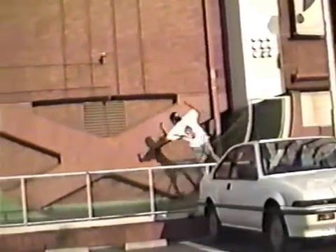 1990 "VIDEO "怒りと威嚇"より千葉県船橋のBSスポーツセンターパート。SKATER : YOSHIHITO KAWADA, MASAKI HAYASAKA, YOSHIFUMI EGAWA. SOUND TRUCK : THE SCUMBAG "PRESSURE"