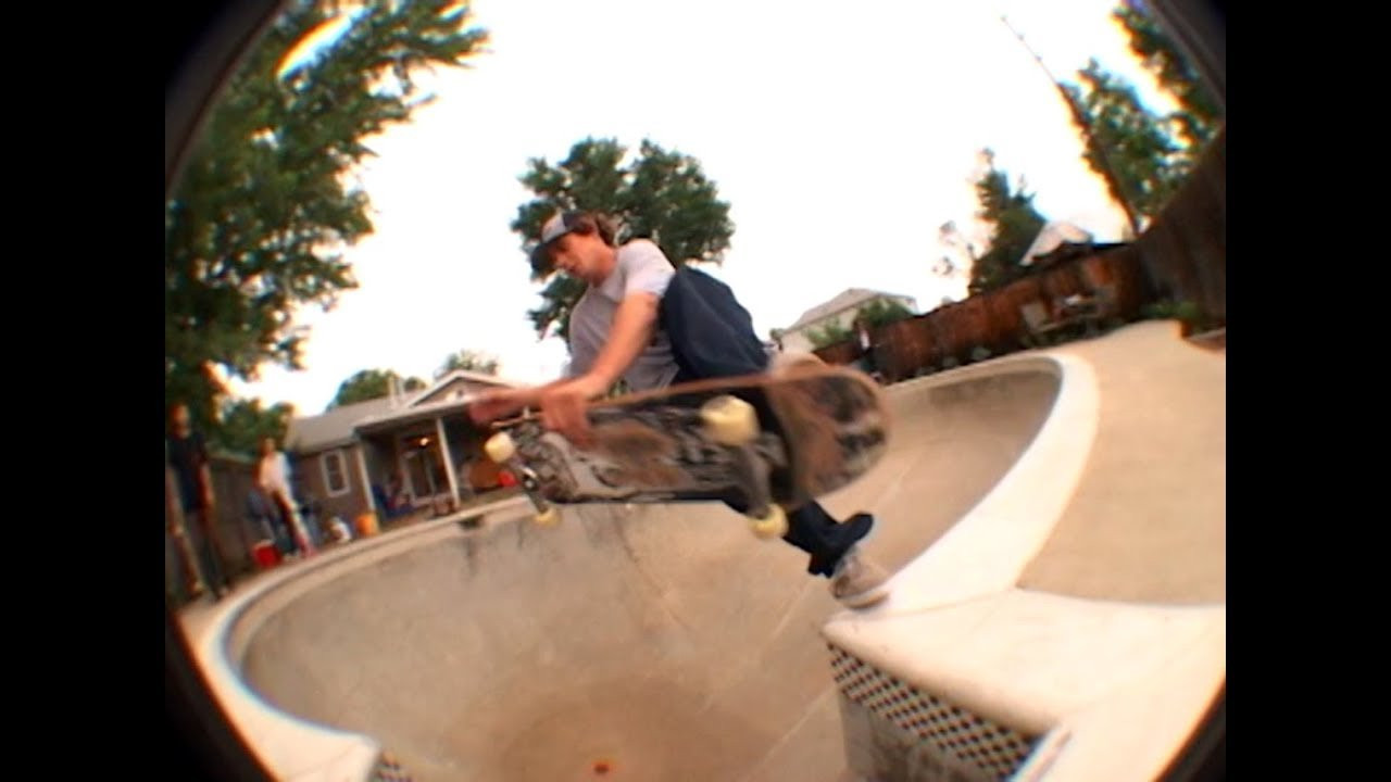 Denver Danglers and friends featuring Chuck Pontone, Alex Buncy, Mike Jones, Gavo Rosenberg, Jordan Beverly, and Zach Cusano.<br /><br />Filmed / Edited by Andrew Metzger