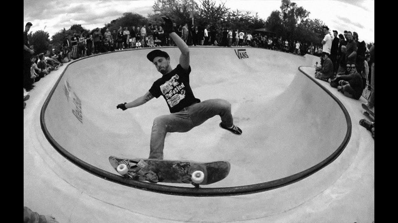 Best trick contest in the new big bowl at the NorthBrigade.<br /><br />1. Danny Leon, Rodeo Flip fly out<br />2. Tyler Edtmayer, 540 in the deep-end<br />3. Robin Bolian, transfer from the volcano to the hip<br />4. Koekie, one footed carve in the deep-end.<br /><br />Filmed/edited by Jonathan Hay