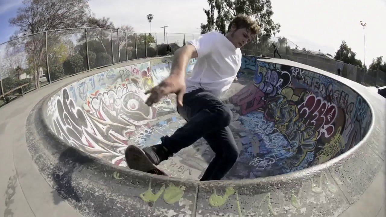 #skateboarding<br />#deporte<br />#skate<br />Instagram --- https://www.instagram.com/jaimemateu<br />Gracias @drsalsaverde