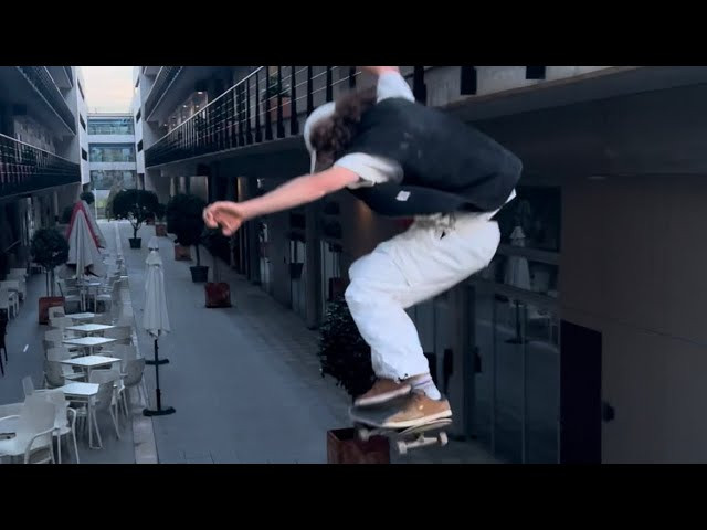 A little iPhone edit of a little street session I had this weekend🛹😁 Let me know if you like videos like these and if I should do more like these. <br />Subscribe for more❤️🙏🛹