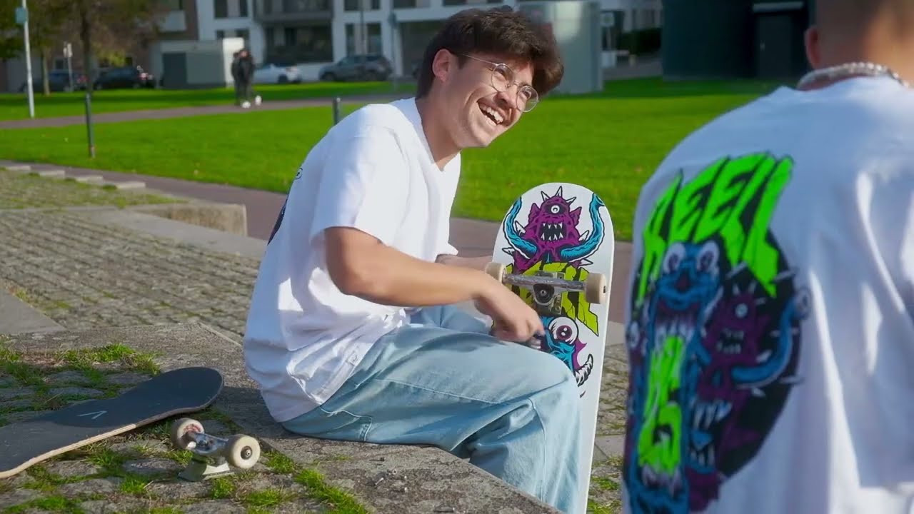 We celebrate the 25th Reell Anniversary in ´22!<br />Snippet from this years 25th Anniversary shooting with a part of the Reell team: Jeffrey Esguerra, Lenni Jannsen, Fabian Klasses<br />Clip / Edit: Sebastian Krawiec<br />Photography: Robert Christ<br />Executive producer: Tomasz Mielcarek (TM)<br /><br />Track by: Manna 24/7 ´Chillex´<br />Sample by: Herbie Hancock<br />Produced by: Ralf Nussbaum (KMS - The Original Kick) & Tomasz Mielcarek (Lux Concrete)<br />Saxophone: Jay Smith / Guitar: Gruni / Percussion: Timo / Bass: Dennis Busch