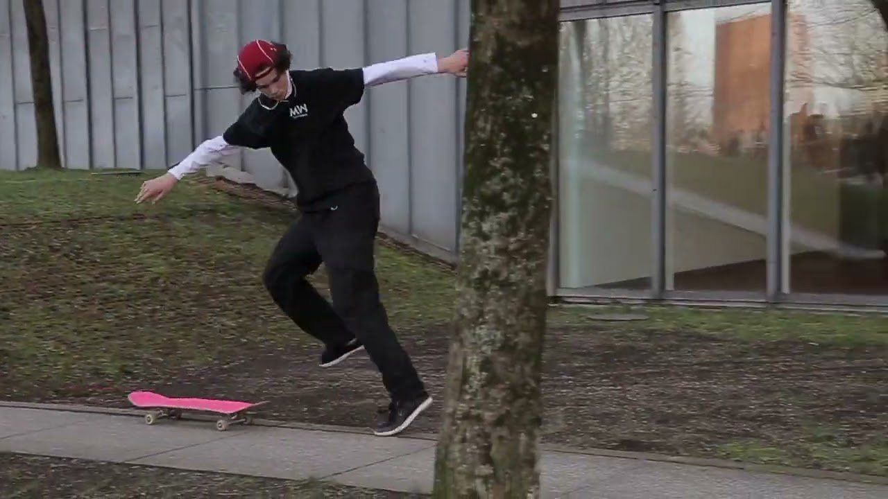 This is another Video of my Street Skate behind the Scenes series haha. This was in early 2020, around the Karneval season (thus the pink grip lol) trying to get some clips with my homie Robert Krus. Unfortunately this was all the footage we had left, but I still tried to make the best out of it. More of these episodes coming soon!Tell me, do you like these videos with music or do you prefer it raw like in last weeks video? Please let me know homies ;) <br />Like, subscribe share and comment and whatever for more! Skrrrr