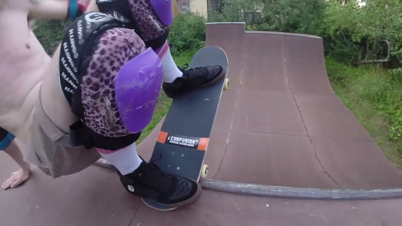 8.875x32 (medium concave) available now go https://www.instagram.com/nightwood.skateboards/ for more info:.