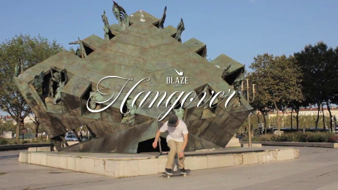 Here is the Ceremony leftover!<br /><br />Starring Vinicius Santos, Jp Villa, Kaue Cossa, Diego Stephan, Jhony Melhado, Jp Dantas, Matisse Banc, Lucas Marques, Leo Bodelazzi and Flo Marfaing.<br /><br />Edited by Rodrigo Andrade<br /><br />Music:<br />Los Sea Dux (Full Album)<br />01 "Funky UFO" <br />02 "Red baboon vs the bird" <br />03 "Martians go home"<br /><br />Visit our site www.blazesupply.eu