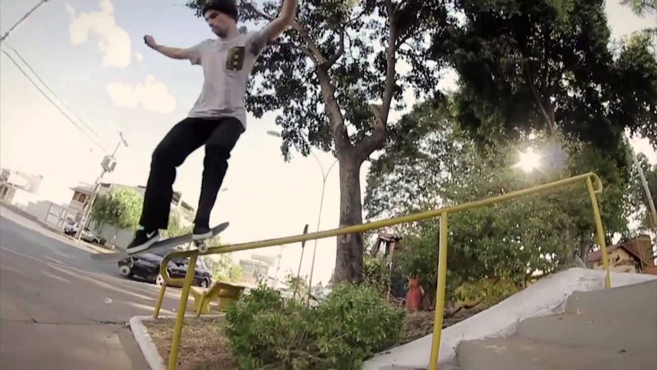 quick stop in Brasilia with Vinicius Santos, Kaue Cossa, Diego Stephan. filmed and edited by Omar Pedro, additional filming Rafael Galvao.