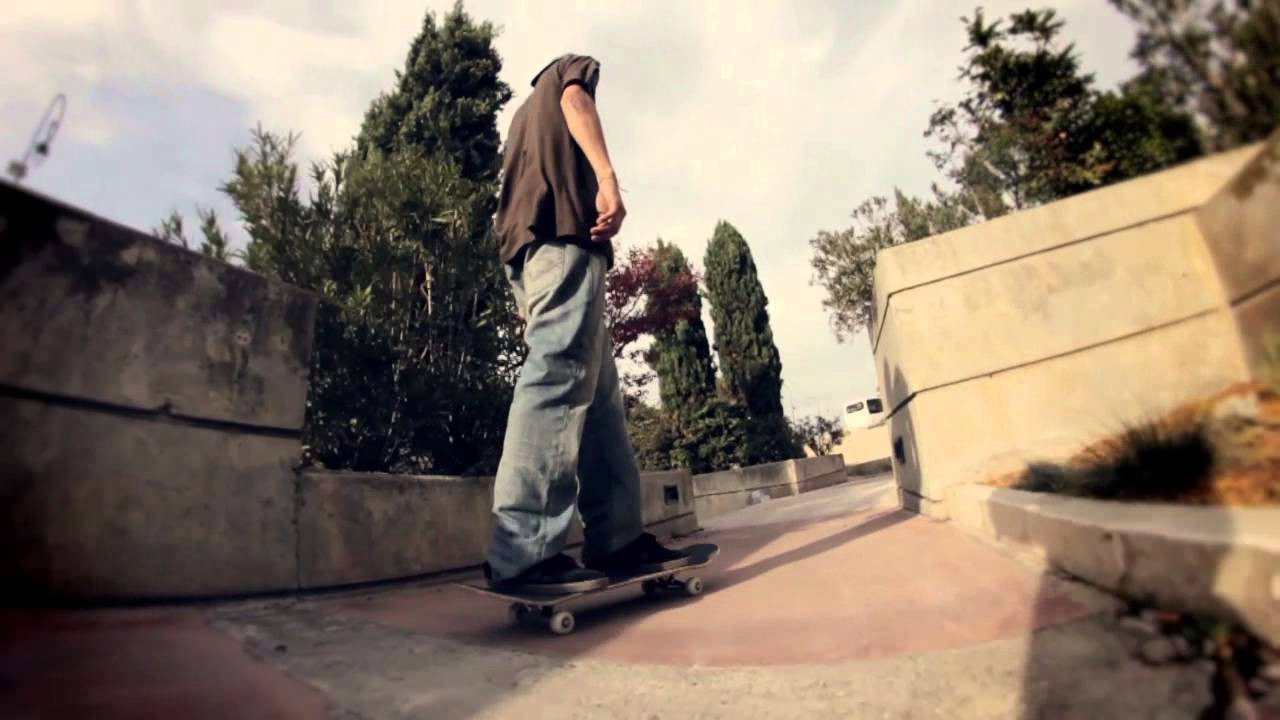 Filmed in Avignon, France, October 2012. JP Villa Full Video Part Coming in December.<br /><br />Filmed and Edited by Daniel Galli<br /><br />Music: The Alchemist - Hold You Down (Instrumental)<br /><br />Blaze Supply - November 2012.<br /><br />Welcome to the store http://shop.blazesupply.eu<br /><br />Skater owned and operated, Blaze Supply is a Brazilian & French skate brand providing quality skate clothing and skateboard lines since early 2012. The brand is inspired by both countries’ urban and skateboard culture and expresses its artistic and conceptual interests through its skate videos but also its skate gear including skate wheels, tee shirt, cap, snapback and any kind skateboard accessory.<br /><br />Par et pour des skaters, Blaze Supply est une marque Franco-Brésilenne fournissant des vêtements et accesoires de skate et des planches de qualité depuis début 2012. La marque s’inspire de la culture urbaine et skateboard des deux pays et exprime ses intérêts artistiques et conceptuels à travers ses vidéos de skate mais aussi toute la ligne d’équipement avec notamment des tee shirt, cap, snapback, roues et tout autre type d’accessoire de skate.<br /><br />Por e para skatistas, a Blaze Supply é uma marca franco-brasileira fornecendo roupas, acessórios de skate e skates desde o começo de 2012. A marca se inspira da cultura urbana e skate de ambos os países e expressa seus interesses artísticos e conceituais a traves seus videos de skate mas também sua linha de equipamentos com rodas, camisetas, bonés, e qualquer outro acessório de skate.<br /><br />http://shop.blazesupply.eu
