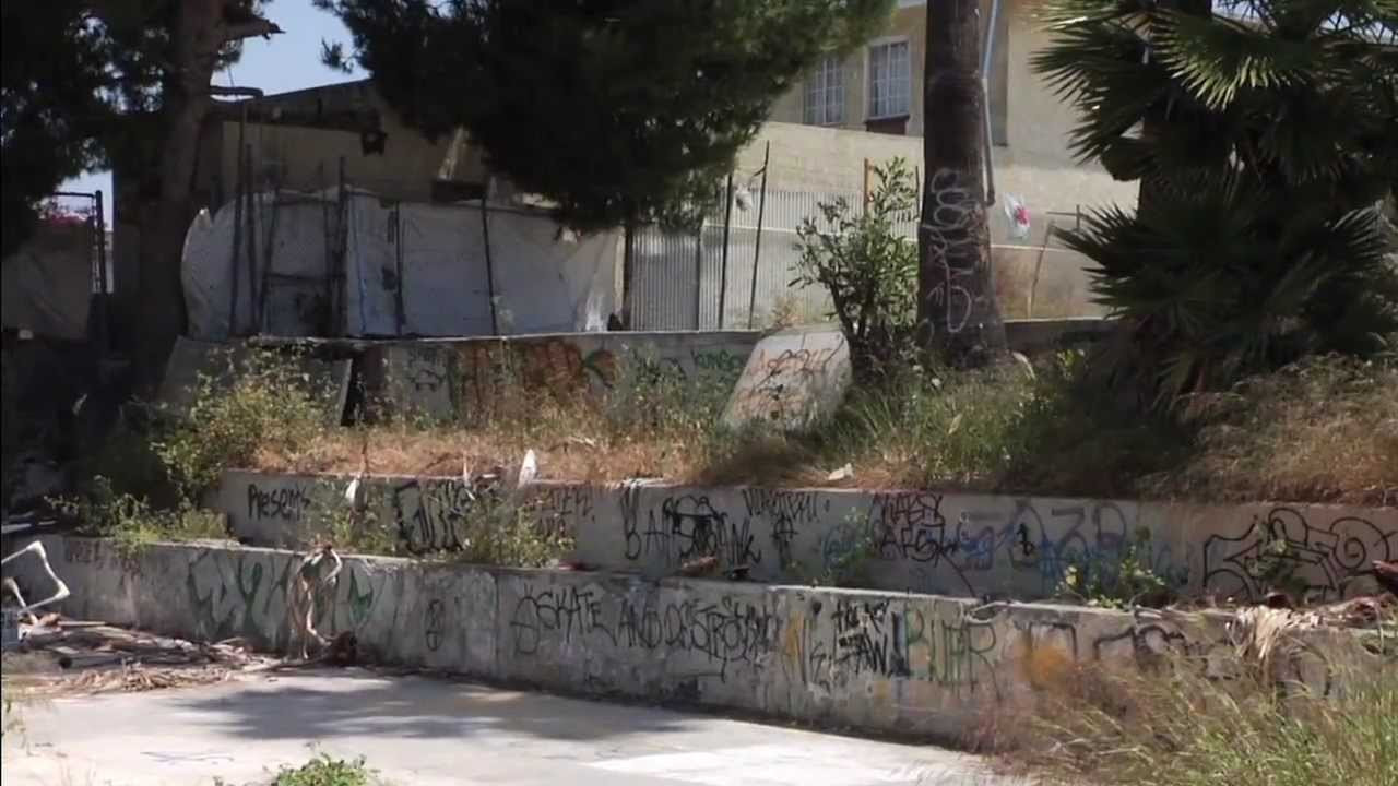 Tyson Bowerbank will be dropping a remix of his Forward slash part 12/1/12 with unused and NEW footage for SK801 Die high hell ride! Filmed & edited by Colton Ericksen and Mack Scharff. Additional filing by Tyler Adams and Mike Adalpe aka " hoops"