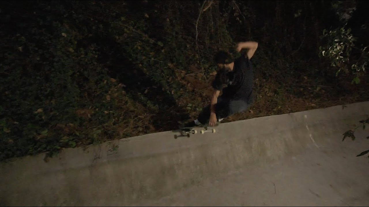 it's Daniel...<br /><br />Full "Ho Fame" video:<br />https://www.youtube.com/watch?v=AM4sdv0rM3M