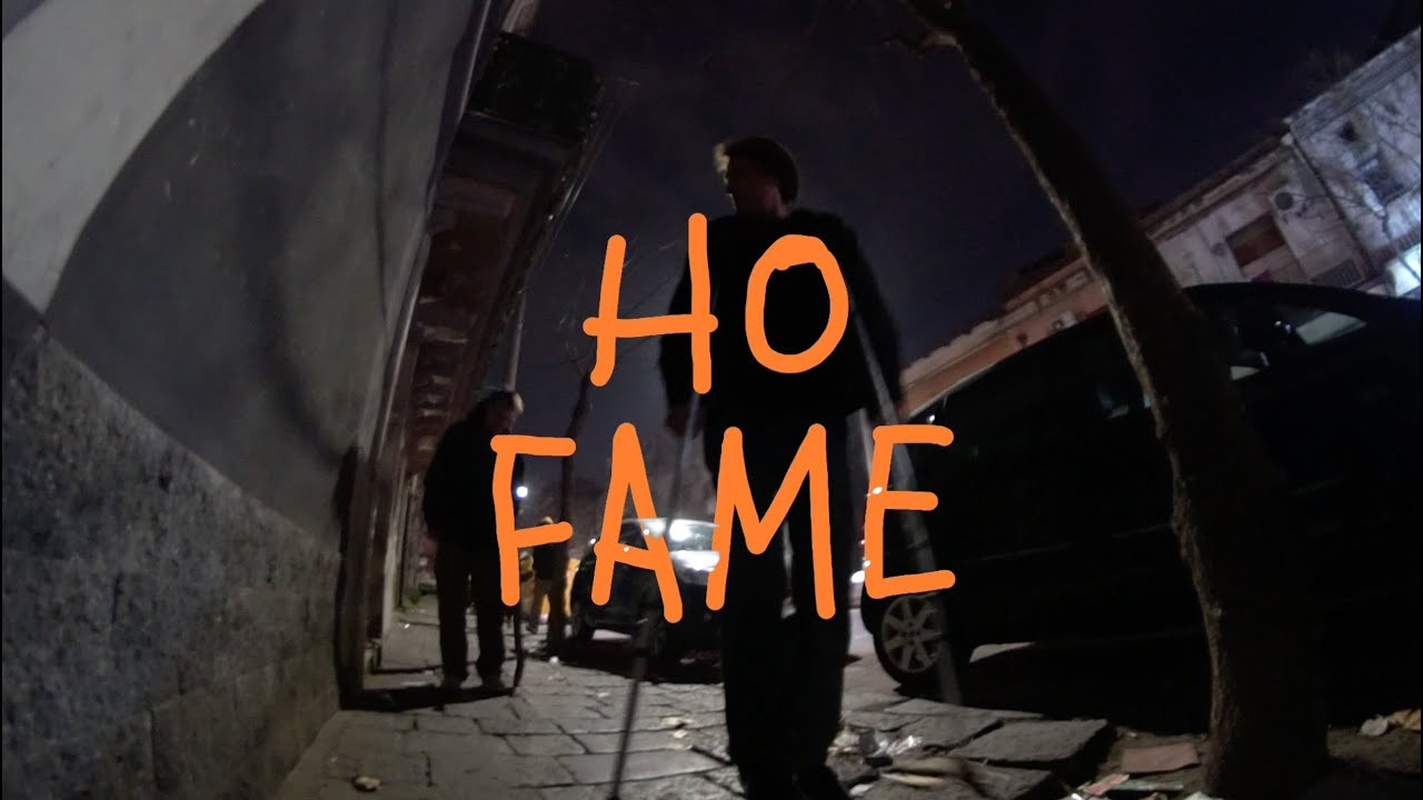 0:00 Mauro Caruso<br />2:53 Intro, Alessio Zanfei, Tito Colica, Chicco di Paolo<br />4:48 Daniel Cardone<br />7:41 Raffaele Pola<br />10:43 Matteo Carmagnini, Stefan Zanette, Tom Derichs<br />12:10 Simone Verona<br />14:43 Gio Grazzani<br />16:57 Mattia Turco<br /><br />Samuraisuicide.com<br /><br />We don't own the rights to the music... we barely own the tricks....<br /><br />Skateboard Business Is Dumb