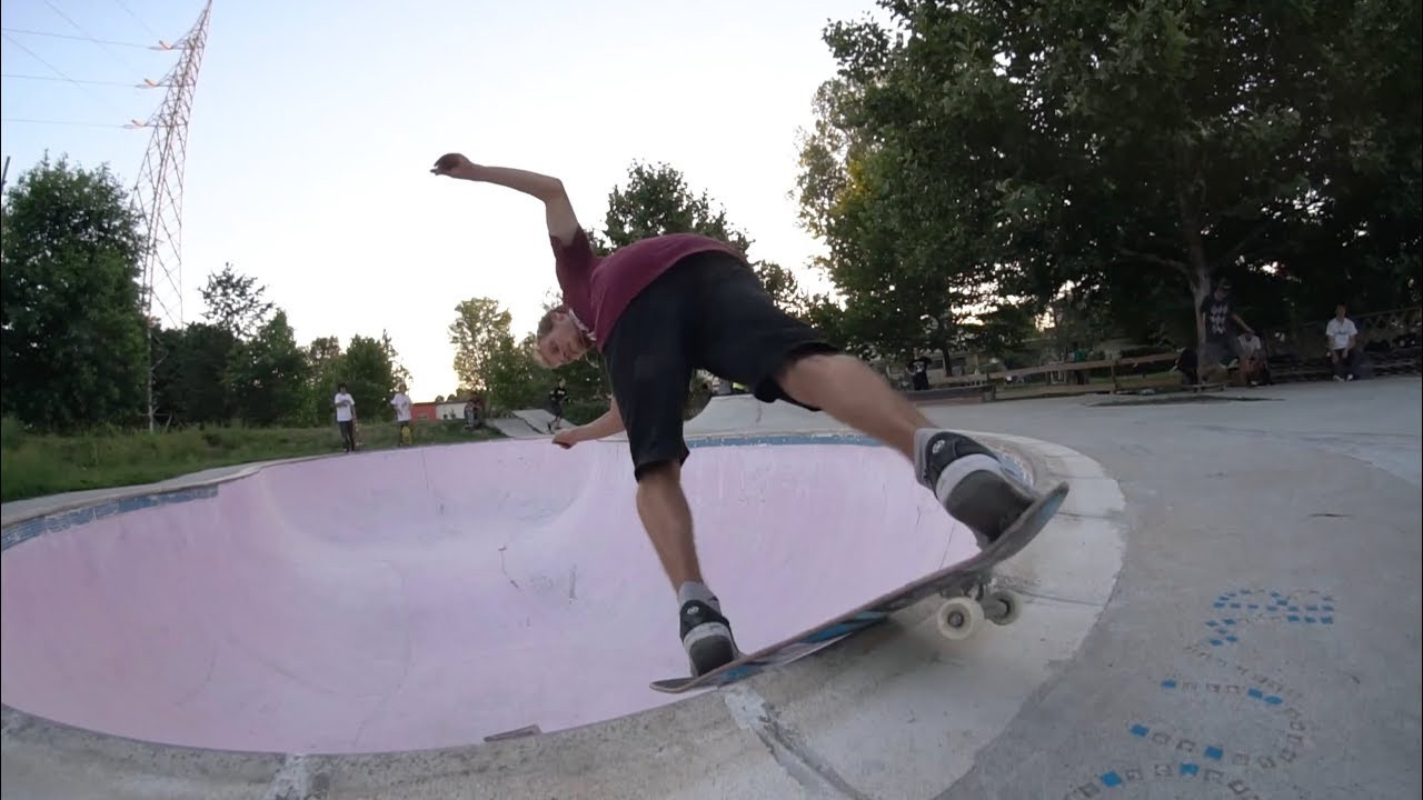 The best way to celebrate the new collections from Dumb, Thrasher and Stinky Trouble. Party at the shop and sesh at Ottone DIY with good friends and coins to give away!