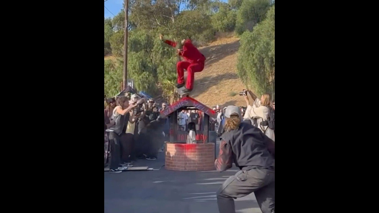 Enjoy the videos and music you love, upload original content, and share it all with friends, family, and the world on YouTube.