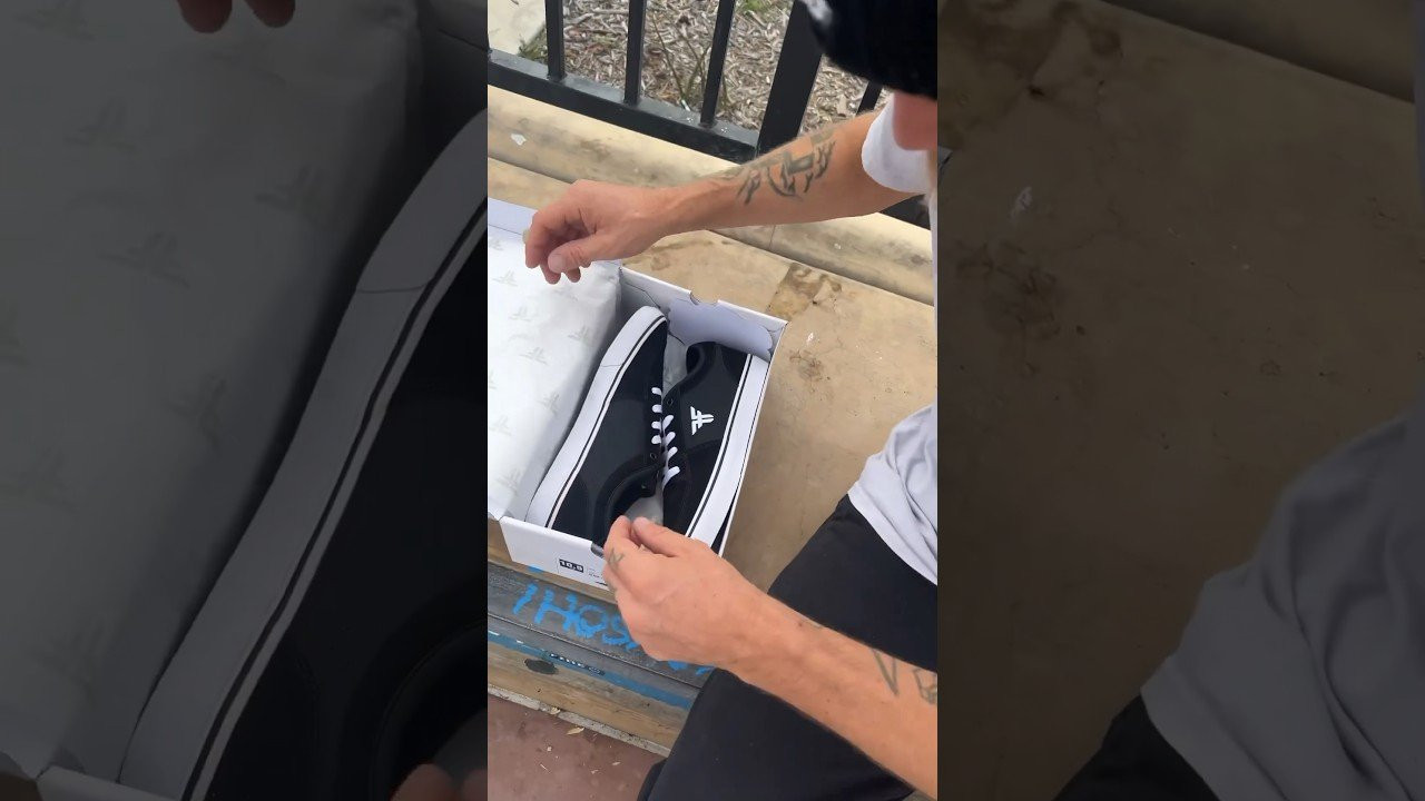 Enjoy the videos and music you love, upload original content, and share it all with friends, family, and the world on YouTube.