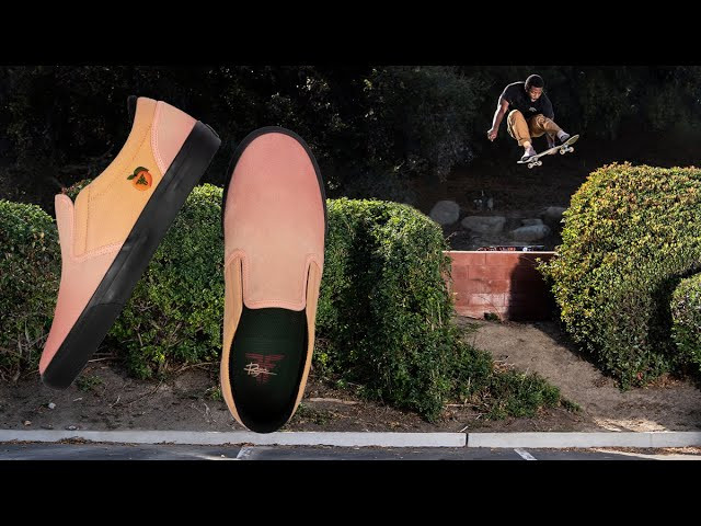 Reggie Kelly puts it down for his hometown of Columbus, Georgia! 🍑 Reggie's signature "Easy" slip-on color-way features a custom Fallen Peach logo with fully suede toe piece in a peach colored gradient. This Vulcanized construction shoe has a blacked out abrasion resistant outsole and of course our Impact Foam II insoles for those who love to huck. #FallenFootwear