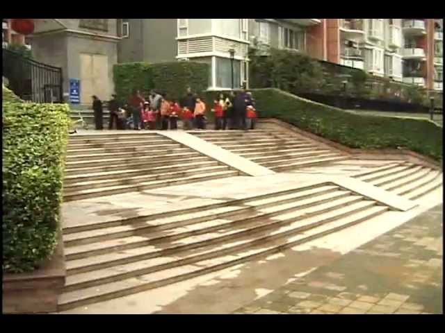 For this installment of Black Fridays, we have part 4 of a Fallen master tape from a trip to China. Riders in this video are James Hardy, Jamie Thomas, Brian 'Slash' Hansen and Josh Harmony.