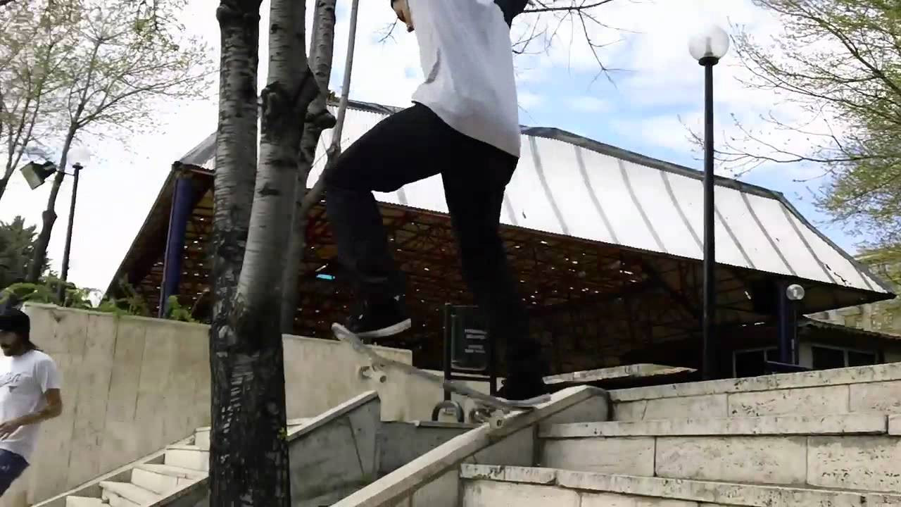 Here is a clip of Jack Curtin tail-dropping into a grind.