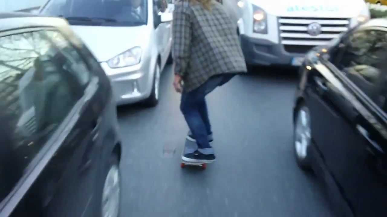 Here is a clip of the Fallen team skating through a traffic jam in the streets of Istanbul, Turkey.