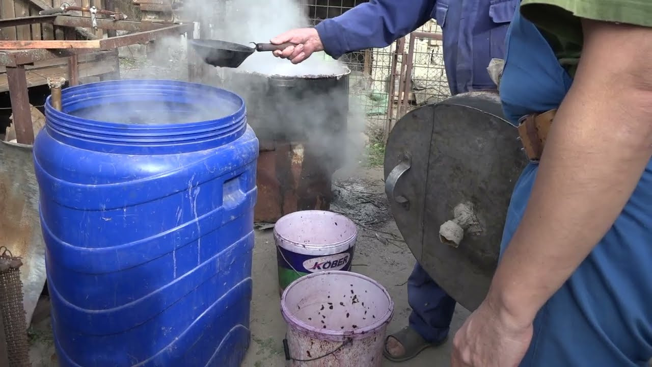 My Uncle Florin made tuica, and my father and myself helped him with the process. I do not own the rights to the music in this video. All rights belong to The Doors. #romanian #alcohol #romania #family #tuica #thedoors #alabamasongwhiskeybar #drinking #drunk #dog #goodtimes