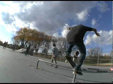 Barry told me he would do better at Littiz, so we went....<br /><br />I do not own the rights to the music in this video.