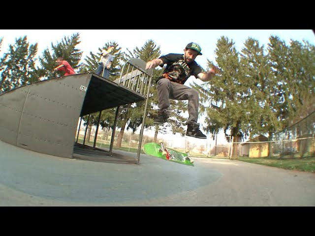 March 23, 2012<br />-Ant, JDP and Sean #skating #Littiz #skatepark #skateboarding #skatevideo <br />I do not own the rights to the music in this video.