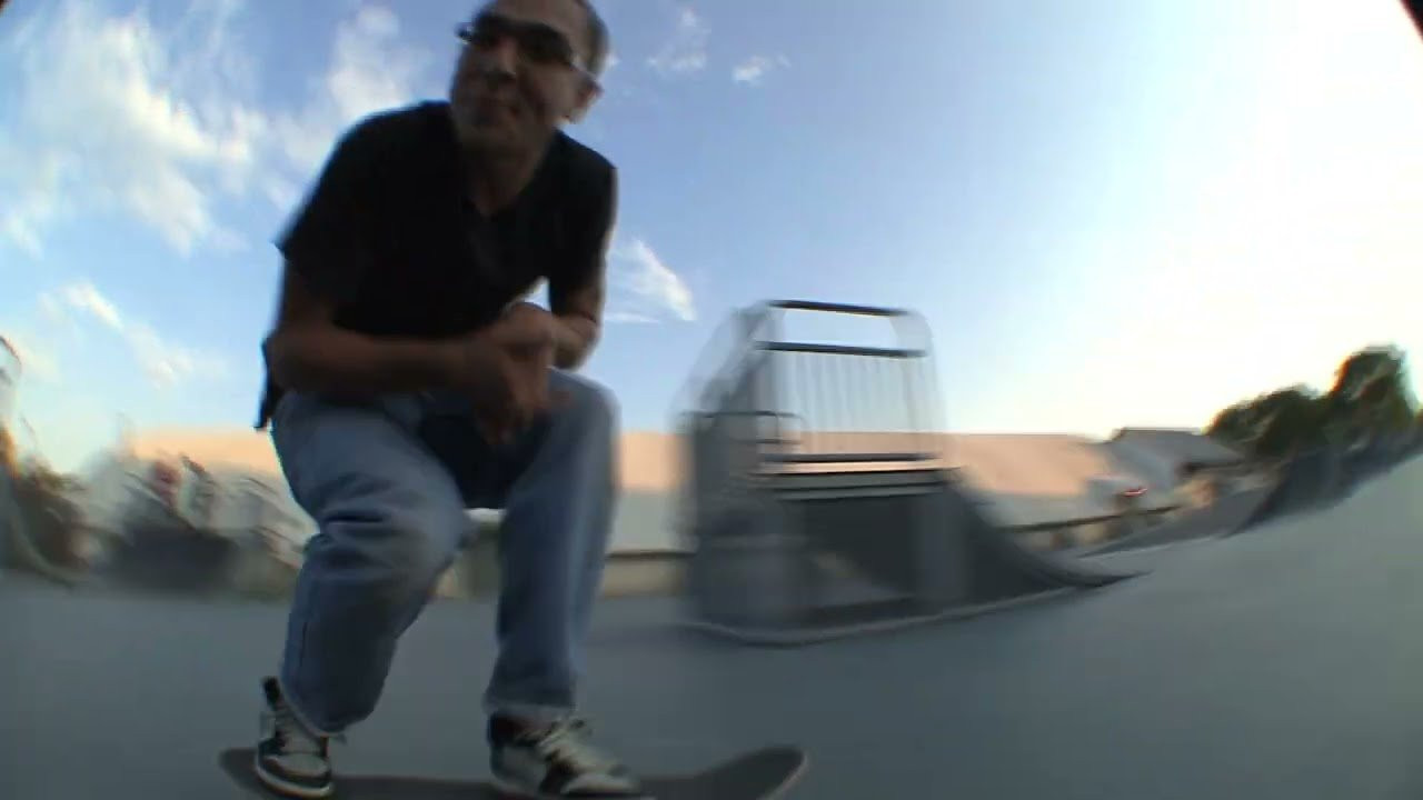 August 27, 2012<br />skating in the days of august. I do not own the rights to the music in this video. #skateboarding #skatevideo #skating #overlook #skatepark