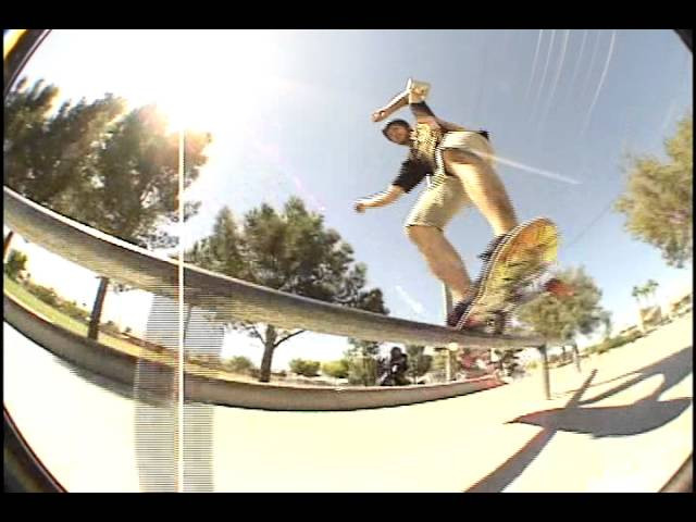 A clip of Chris Cole sessioning a rail in 2009.