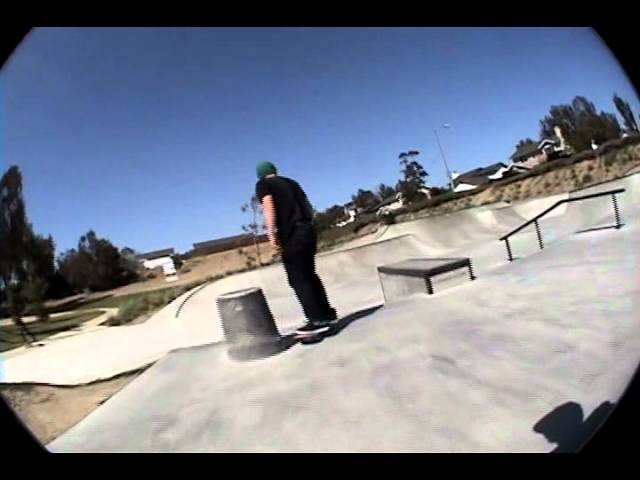 Here is a few clips of James Hardy tearing up a skatepark.
